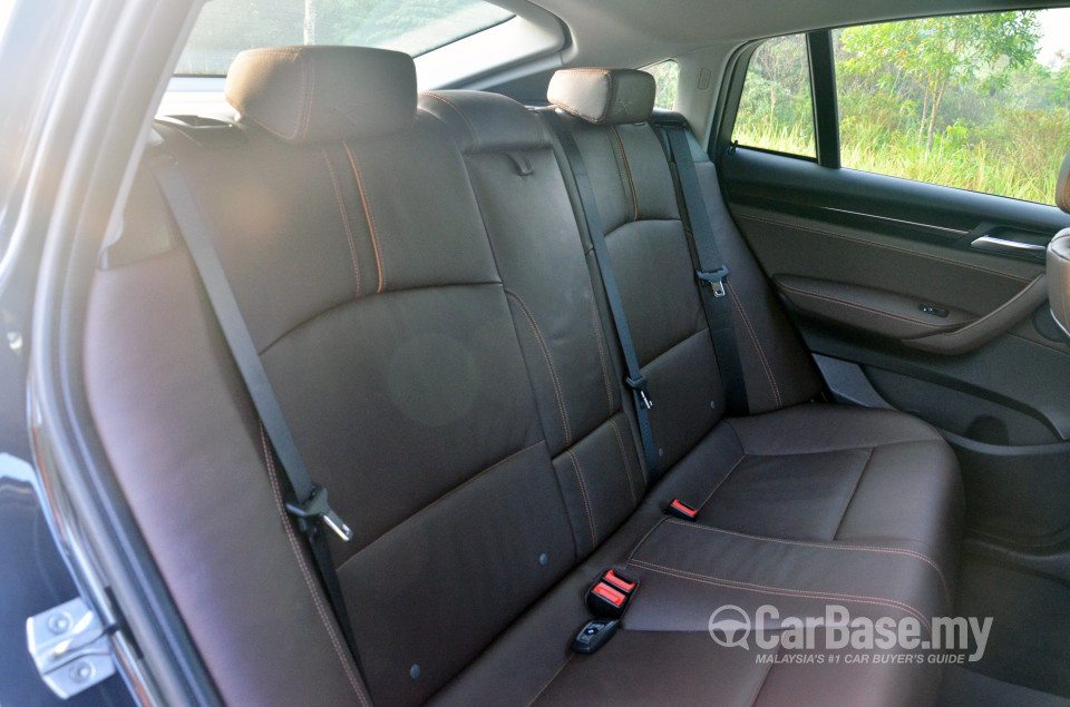 BMW X4 F26 (2014) Interior