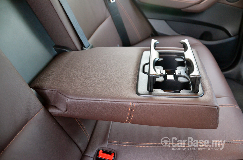 BMW X4 F26 (2014) Interior