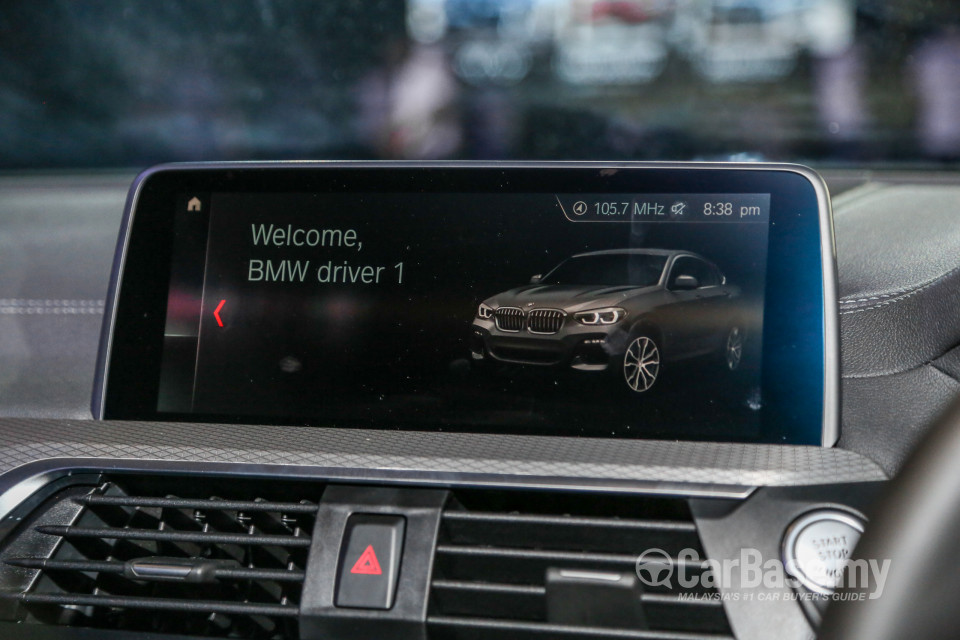 BMW X4 G02 (2019) Interior