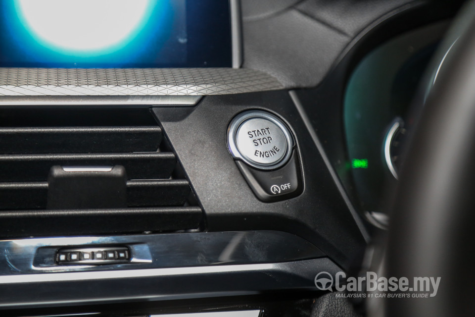 BMW X4 G02 (2019) Interior