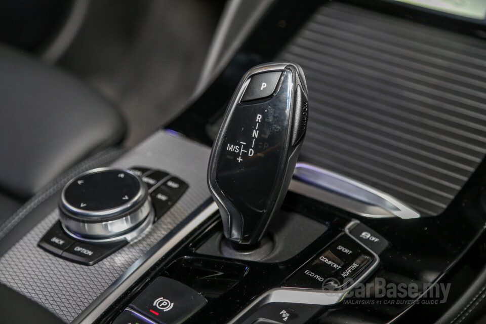 Mercedes-Benz AMG C-Class W205 AMG Facelift (2018) Interior