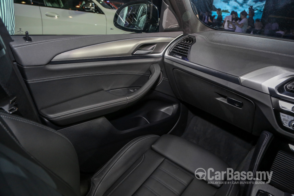 BMW X4 G02 (2019) Interior