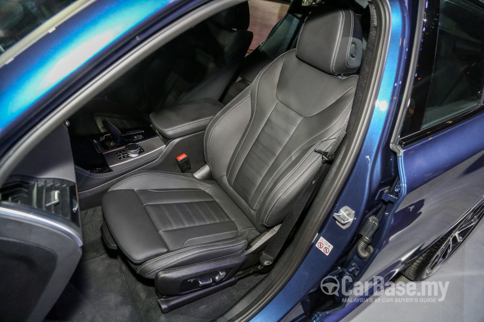 BMW X4 G02 (2019) Interior