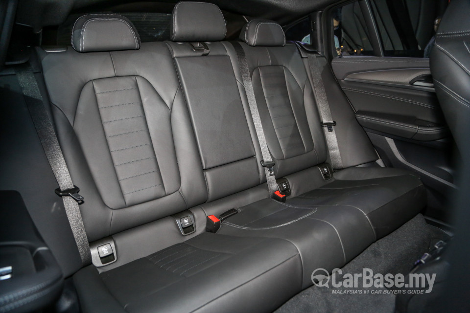 BMW X4 G02 (2019) Interior