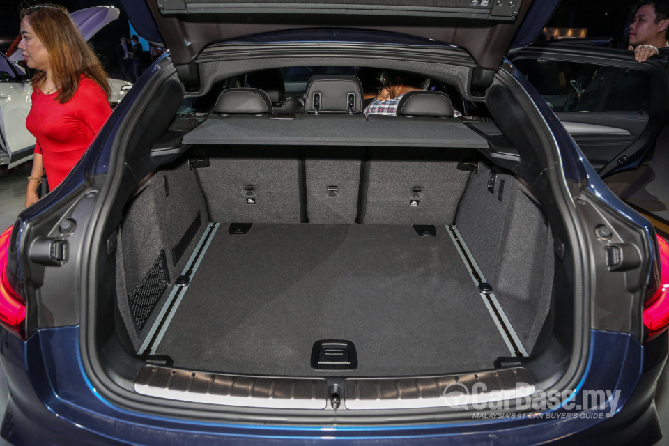 BMW X4 G02 (2019) Interior