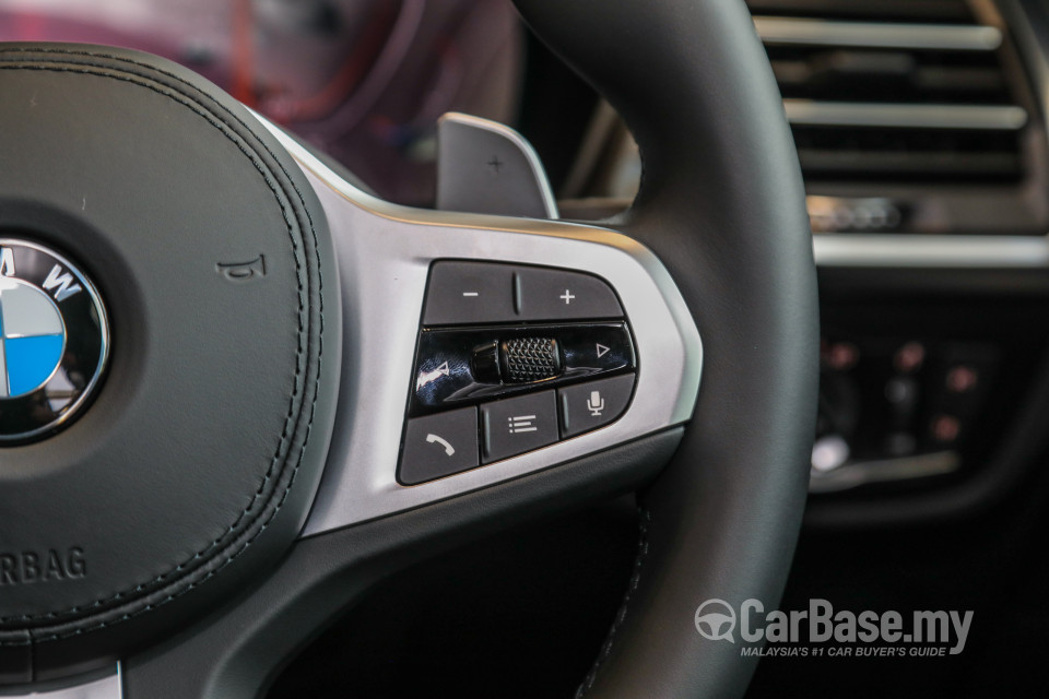 BMW X4 G02 LCI (2022) Interior