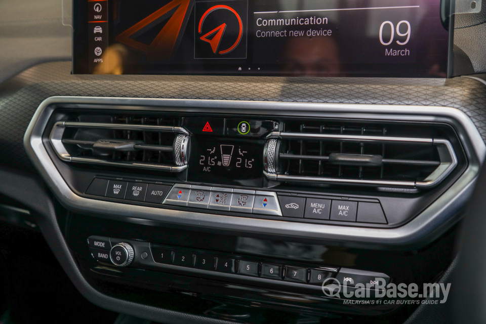BMW X4 G02 LCI (2022) Interior