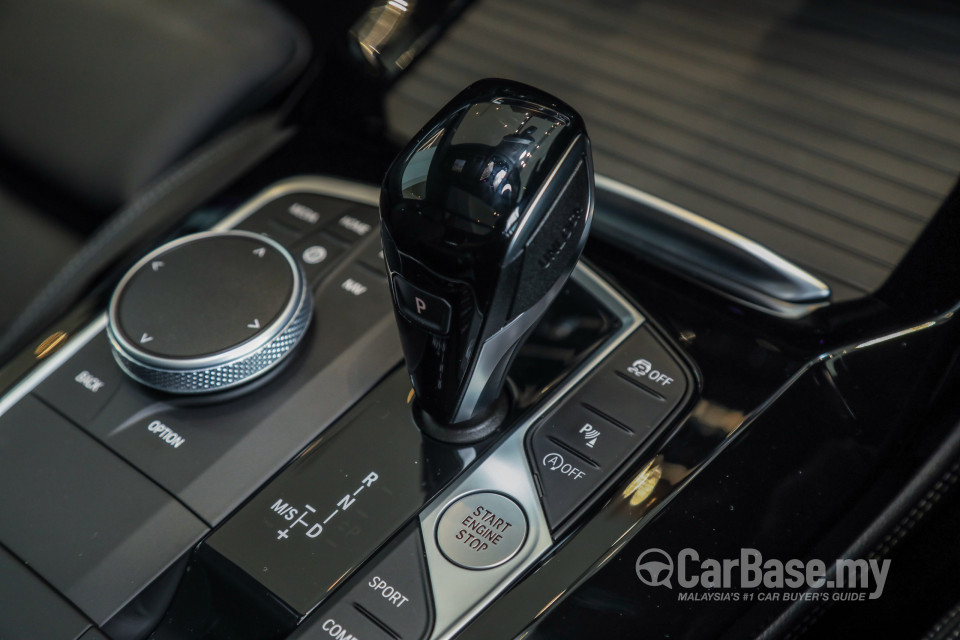 BMW X4 G02 LCI (2022) Interior