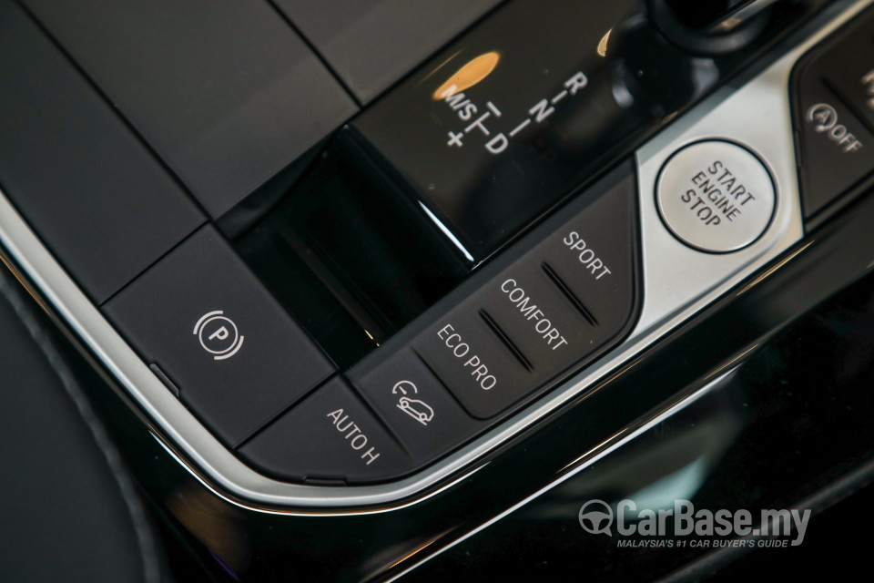 BMW X4 G02 LCI (2022) Interior