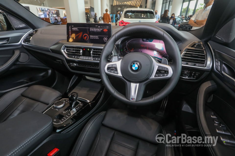 BMW X4 G02 LCI (2022) Interior