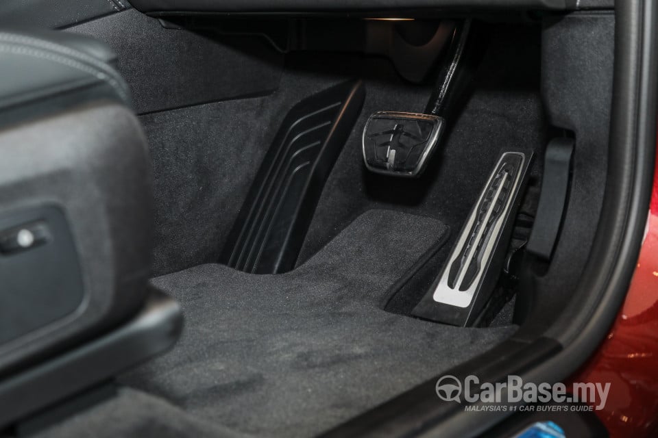 BMW X4 G02 LCI (2022) Interior