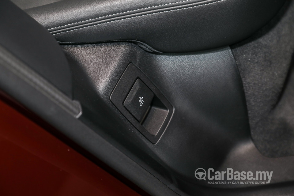 BMW X4 G02 LCI (2022) Interior