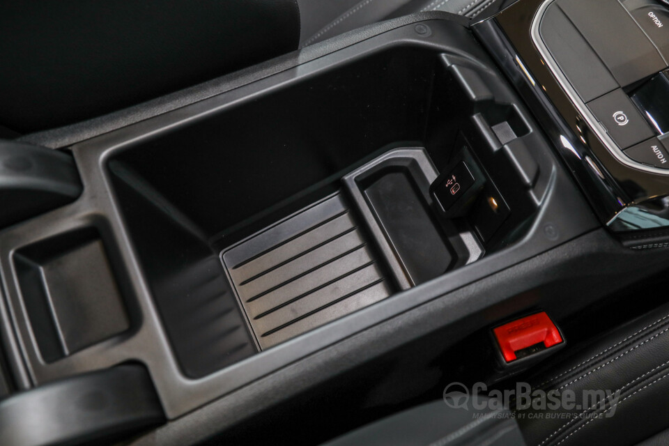 BMW X4 G02 LCI (2022) Interior