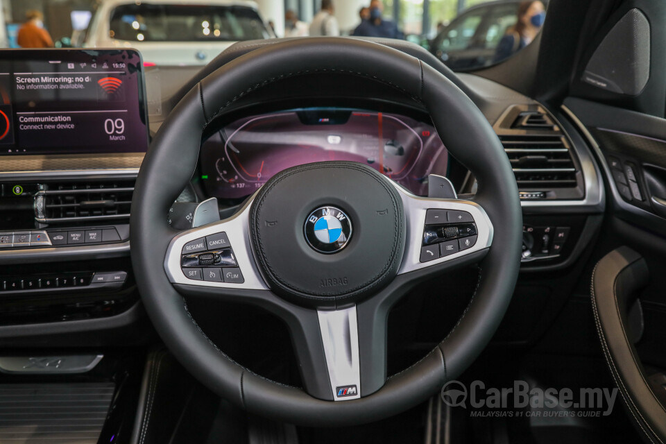 BMW X4 G02 LCI (2022) Interior