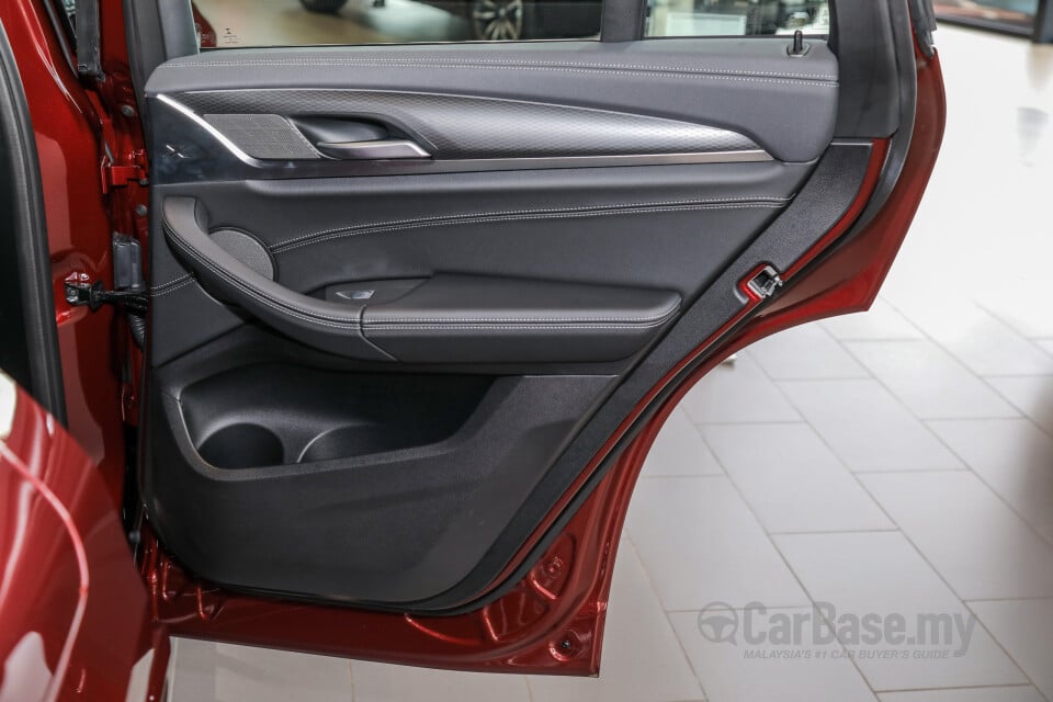 BMW X4 G02 LCI (2022) Interior