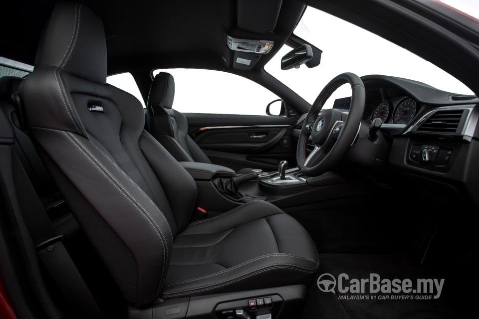 BMW M4 Coupe F82 LCI (2017) Interior