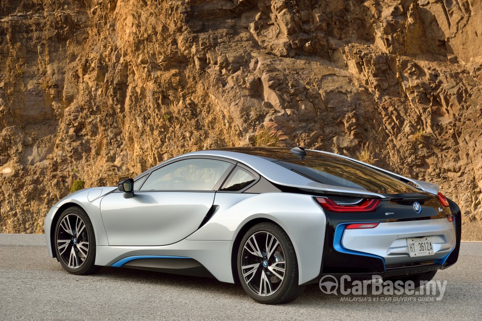 BMW i8 Coupe i12 (2015) Exterior