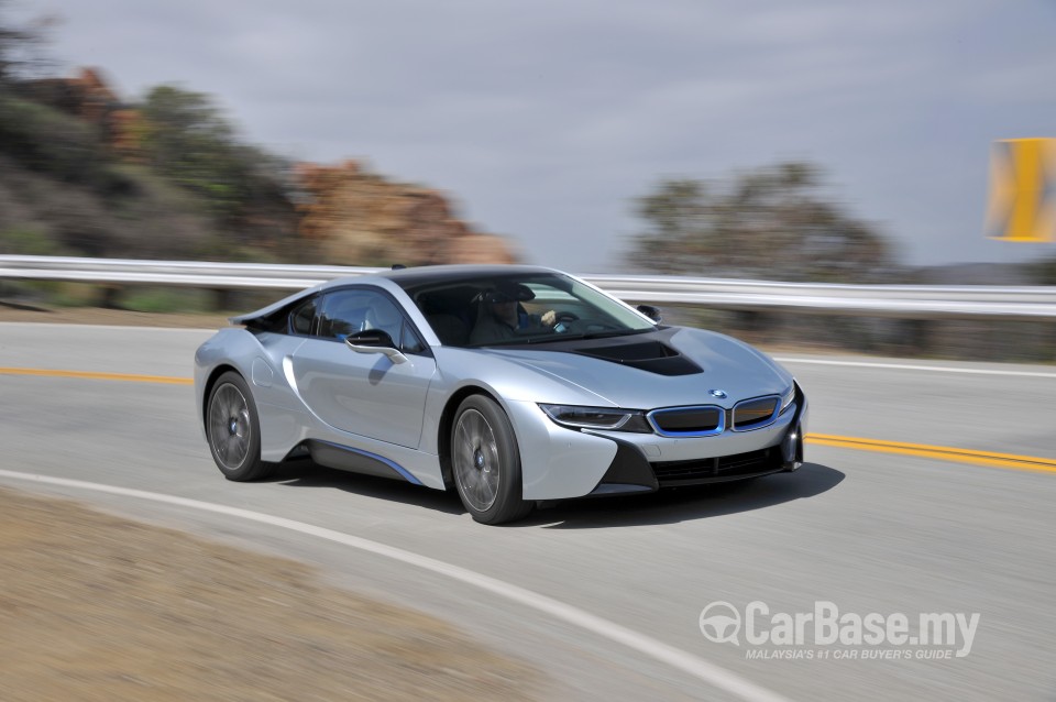 BMW i8 Coupe i12 (2015) Exterior