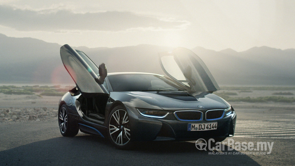 BMW i8 Coupe i12 (2015) Exterior