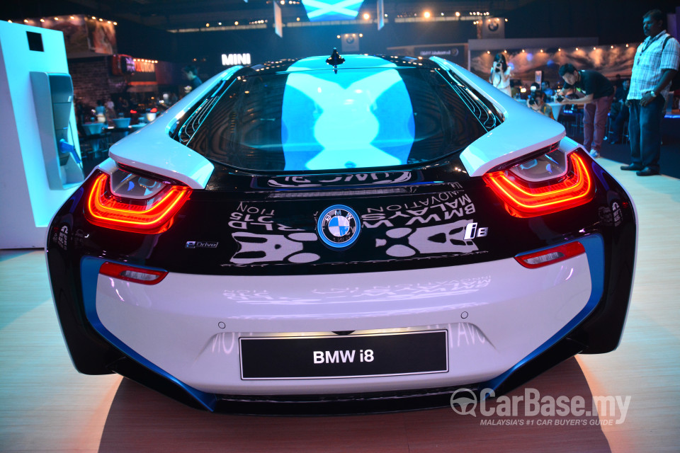 BMW i8 Coupe i12 (2015) Exterior