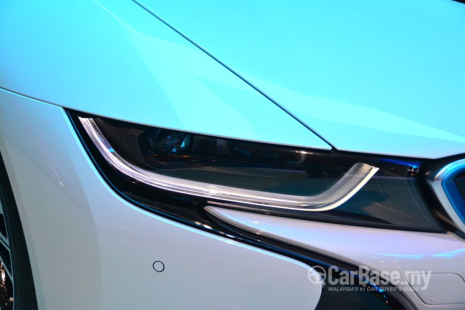 BMW i8 Coupe i12 (2015) Exterior