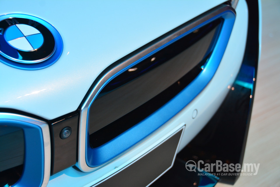BMW i8 Coupe i12 (2015) Exterior