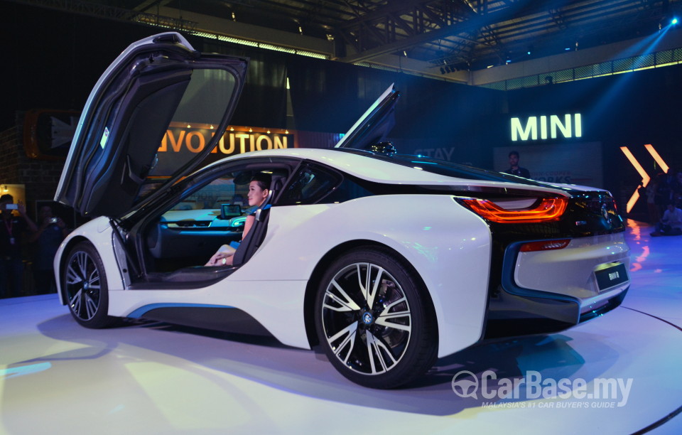 BMW i8 Coupe i12 (2015) Exterior