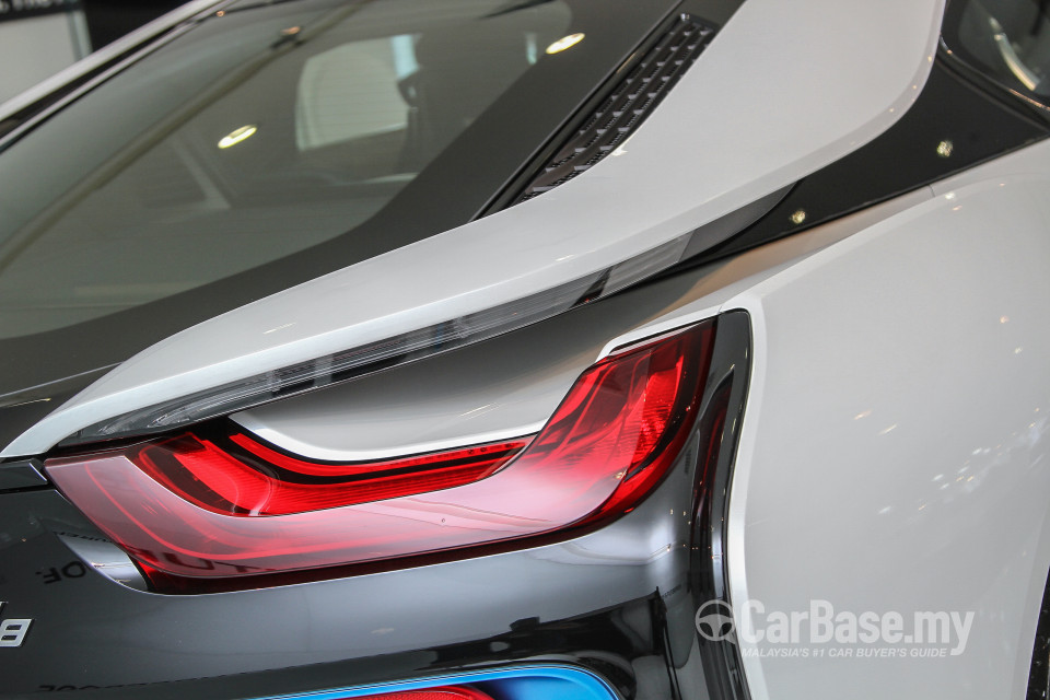 BMW i8 Coupe i12 (2015) Exterior