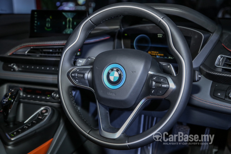 BMW i8 Coupe i12 LCI (2018) Interior