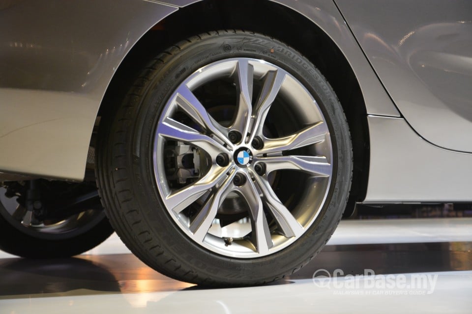 BMW 2 Series Active Tourer F45 (2015) Exterior