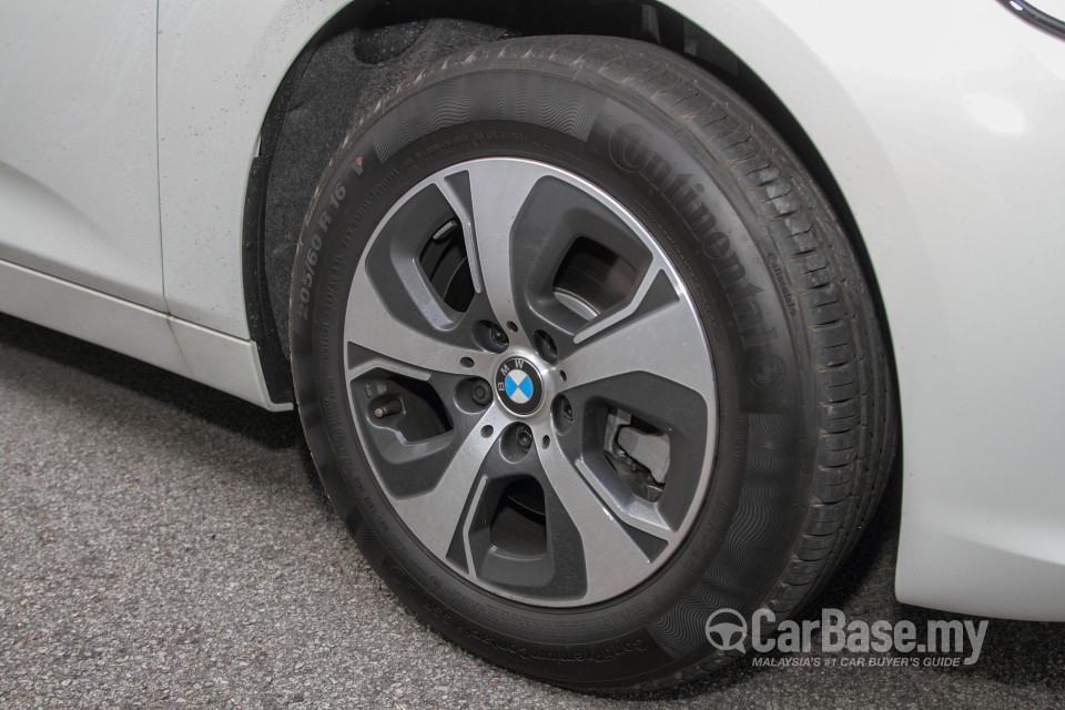 BMW 2 Series Active Tourer F45 (2015) Exterior