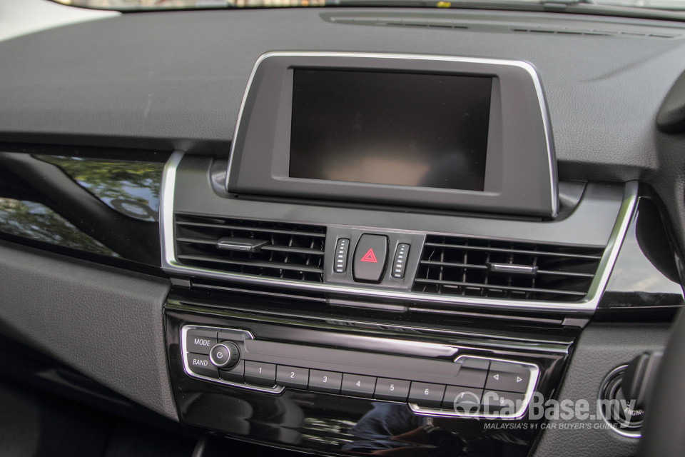 BMW 2 Series Active Tourer F45 (2015) Interior