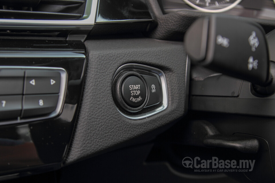 Mazda MX-5 ND (2015) Interior