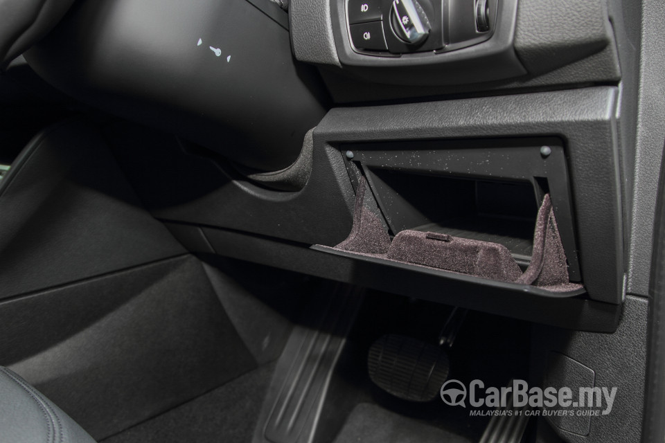 BMW 2 Series Active Tourer F45 (2015) Interior