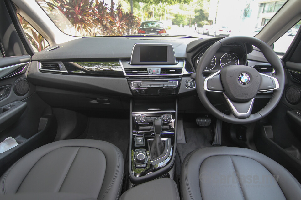 Audi A4 B9 (2016) Interior