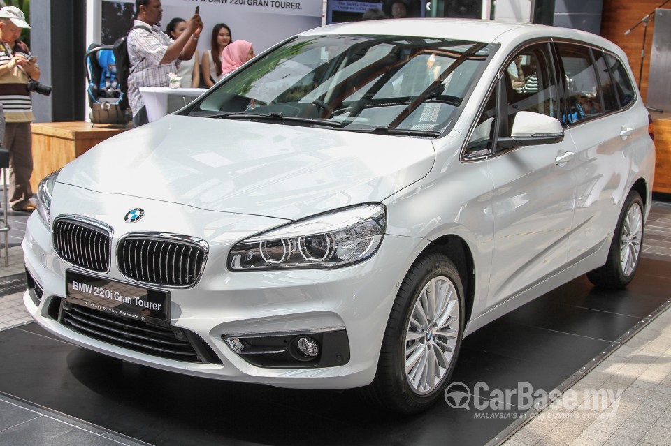 BMW 2 Series Gran Tourer F46 (2015) Exterior