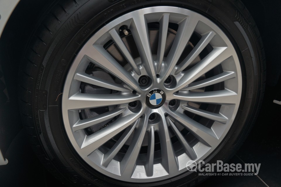 BMW 2 Series Gran Tourer F46 (2015) Exterior