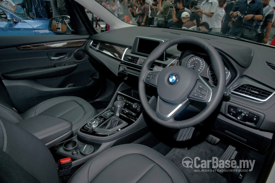 BMW 2 Series Gran Tourer F46 (2015) Interior
