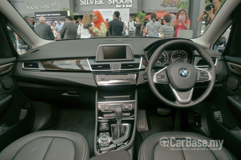 BMW 2 Series Gran Tourer F46 (2015) Interior