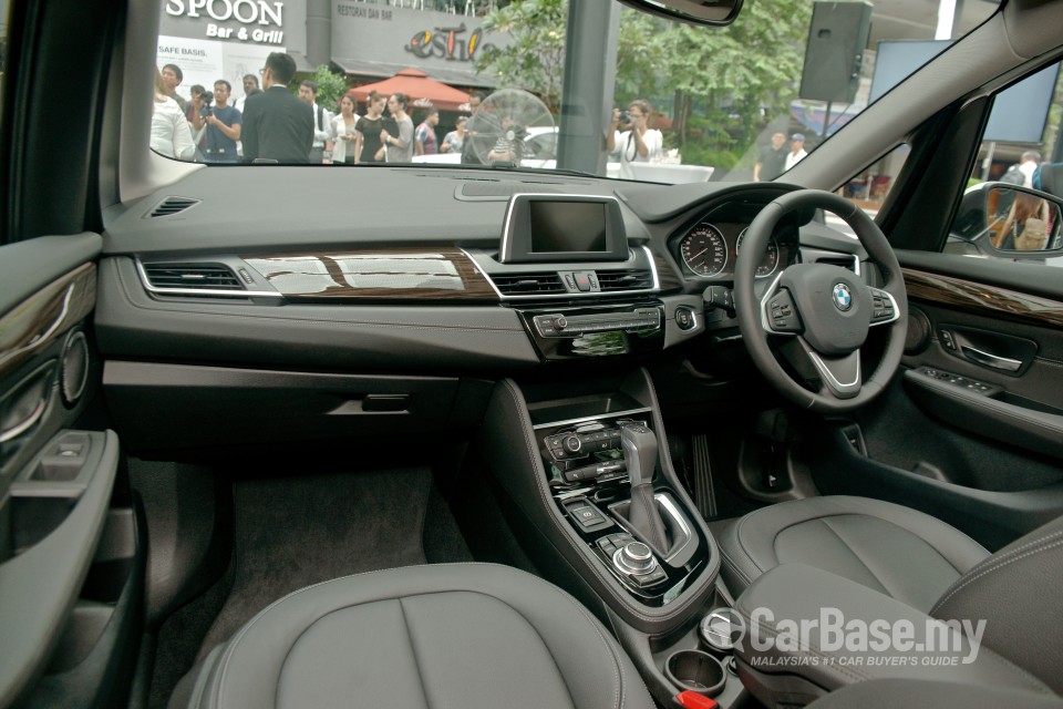 BMW 2 Series Gran Tourer F46 (2015) Interior