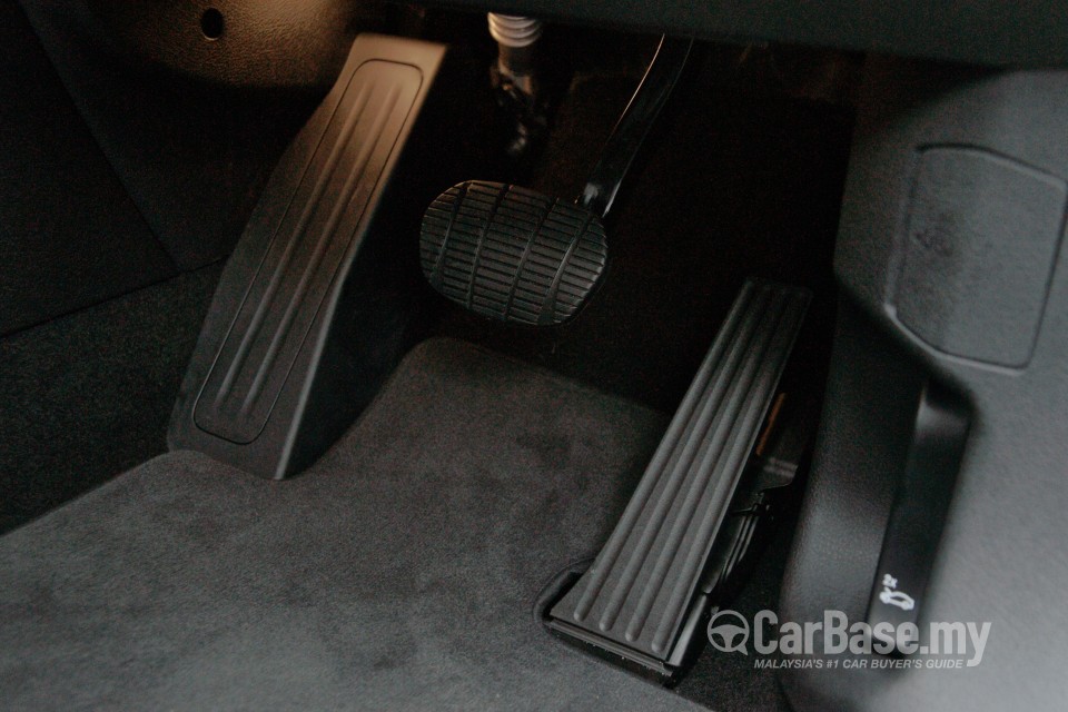 BMW 2 Series Gran Tourer F46 (2015) Interior
