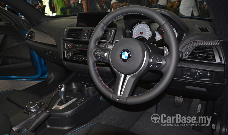 BMW M2 Coupe F87 (2016) Interior