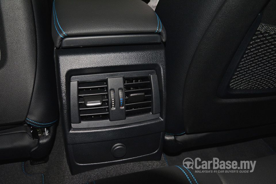 BMW M2 Coupe F87 (2016) Interior