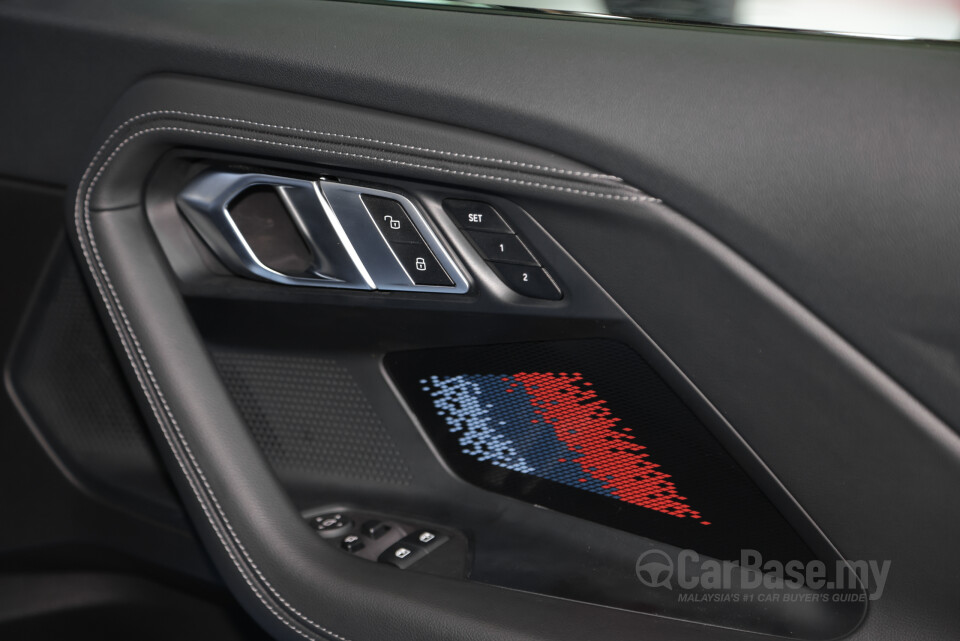 BMW M2 Coupe G87 (2023) Interior