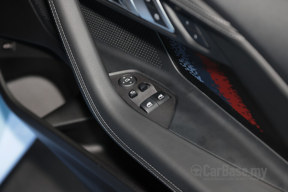 BMW M2 Coupe G87 (2023) Interior