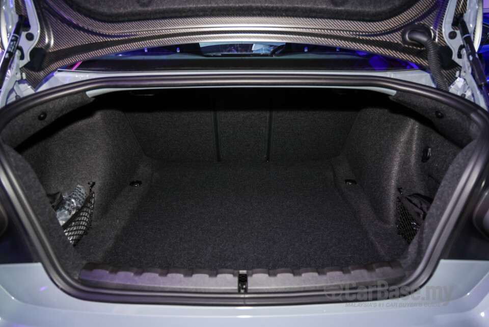 BMW M2 Coupe G87 (2023) Interior