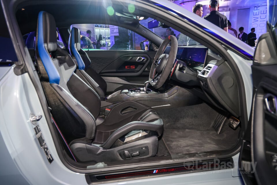 BMW M2 Coupe G87 (2023) Interior