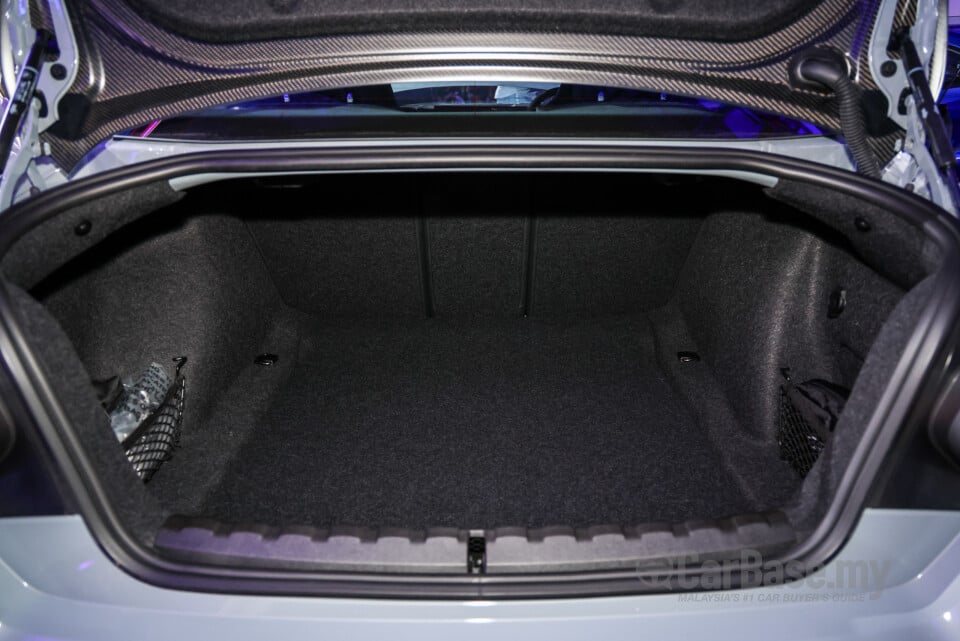 BMW M2 Coupe G87 (2023) Interior