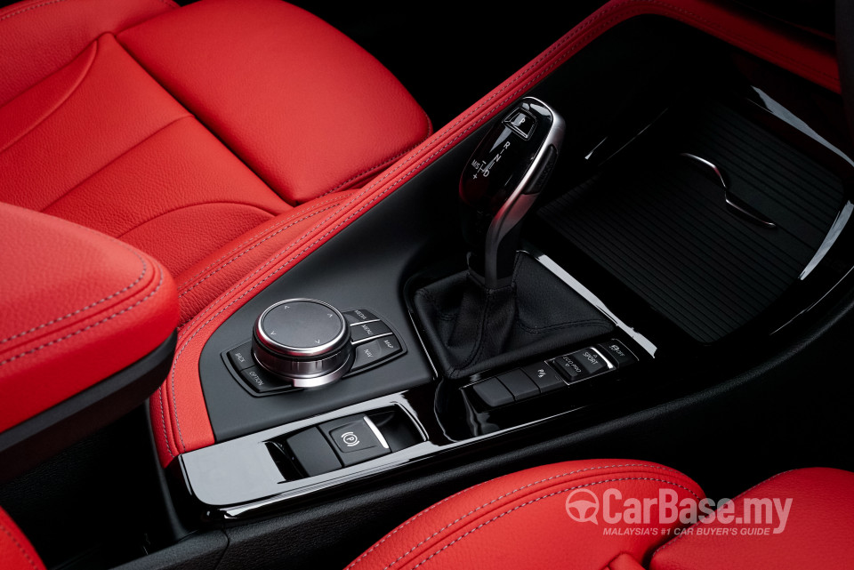 BMW X2 F39 (2018) Interior