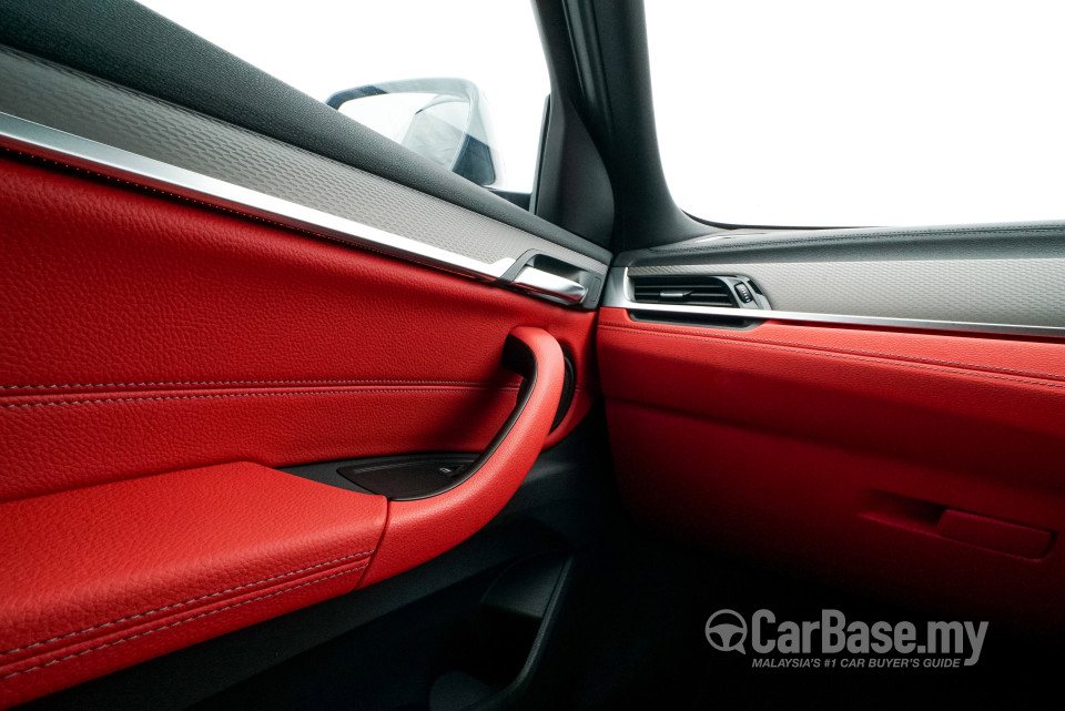 BMW X2 F39 (2018) Interior